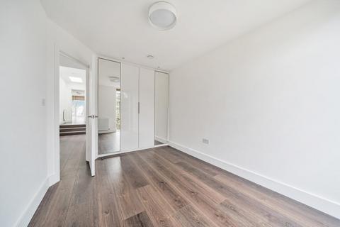 2 bedroom flat for sale, Crescent Road, Crouch End