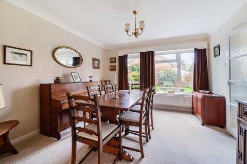 9 Tredegar Road, Emmer Green, Reading, RG4 8QE