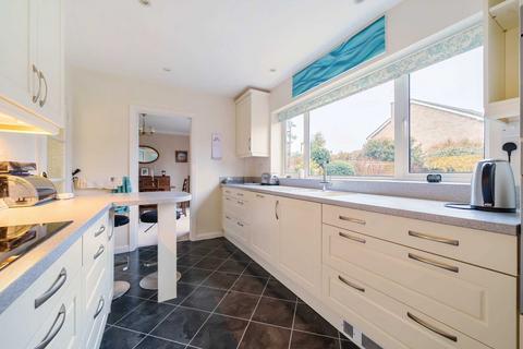 9 Tredegar Road, Emmer Green, Reading, RG4 8QE