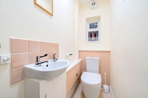 9 Tredegar Road, Emmer Green, Reading, RG4 8QE