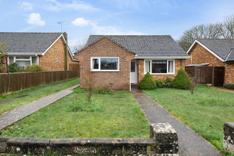2 bedroom bungalow for sale - St. Matthews Road, Winchester, Hampshire, SO22