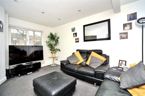 2 bedroom end of terrace house for sale, Hillside Close, Banstead, Surrey, SM7