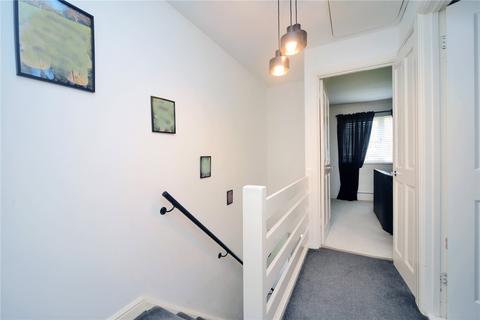 21 Hillside Close, Banstead, SM7 1ET