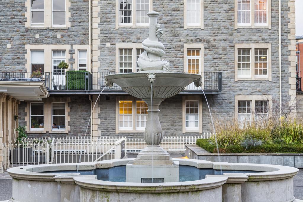Courtyard fountatin