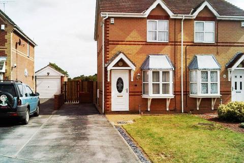 2 bedroom property to rent, Brookfield Close, HU7