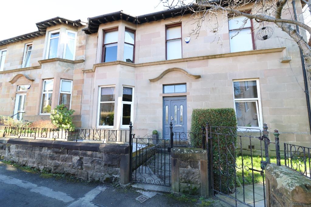 Dungoyne Street, Glasgow G20 2 bed flat £1,295 pcm (£299 pw)