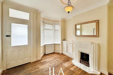 3 bedroom terraced house to rent, Leicester LE2