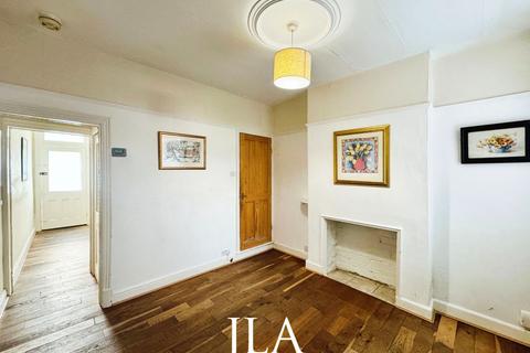 3 bedroom terraced house to rent, Leicester LE2