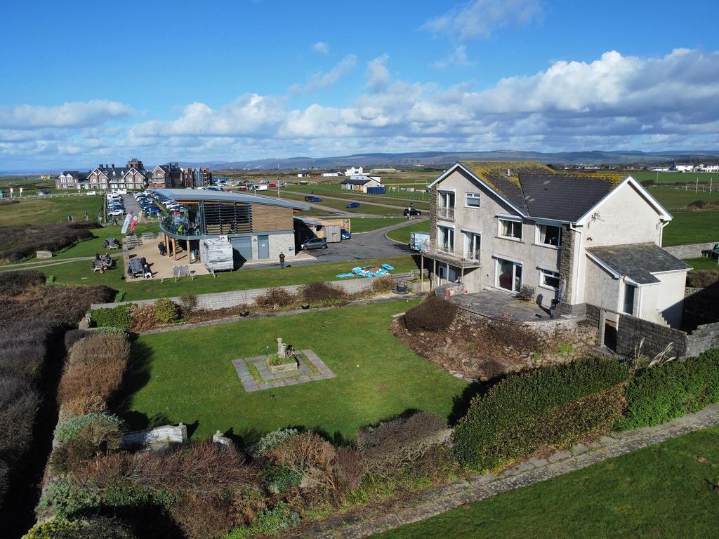 Rest Bay Close, Porthcawl, Bridgend County. CF36 3UN 5 bed detached