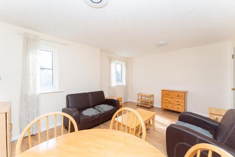 1 bedroom apartment to rent, Vicars Bridge Close, Wembley, HA0 1XT