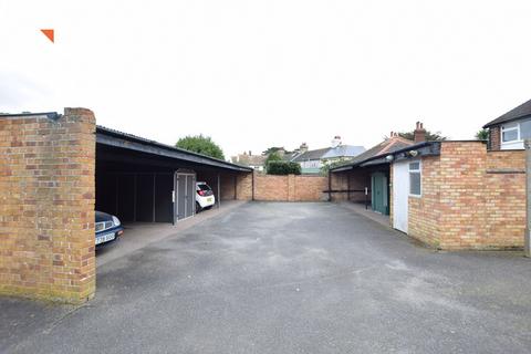 5 Albany Chase, Clacton-on-sea, CO15 6HD