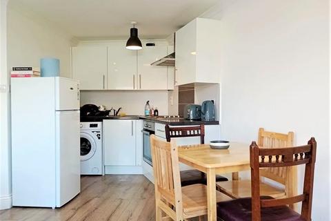 1 bedroom flat to rent - Stoke Newington Road, London N16