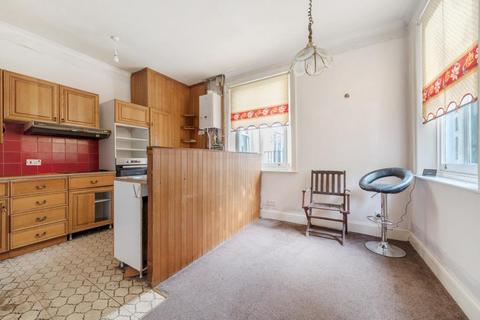 2 bedroom semi-detached house for sale, Oakleigh Park South,  London,  N20,  N20