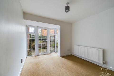 undefined, Pitchford Walk, Buckingham, Buckinghamshire, MK18