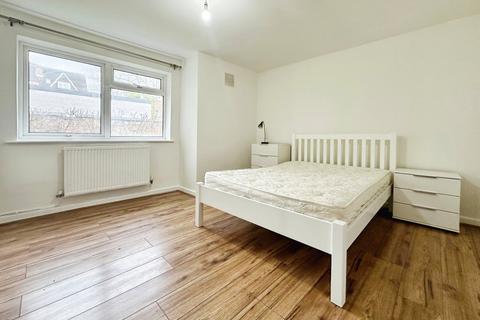 2 bedroom flat for sale, Circular Road, Didsbury, Manchester, M20