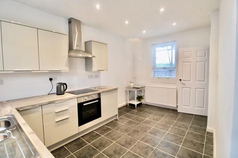 2 bedroom terraced house to rent, Malone Gardens, Chester Le Street DH3