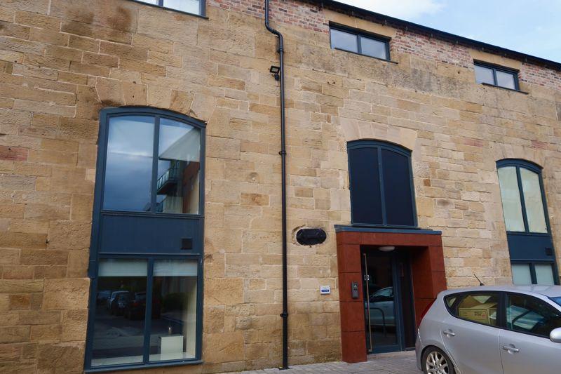 OCHRE MEWS, GATESHEAD NE8 2 bed apartment to rent £1,300 pcm (£300 pw)