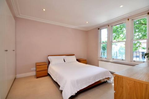 2 bedroom flat to rent, Chiswick High Road, Turnham Green, London, W4