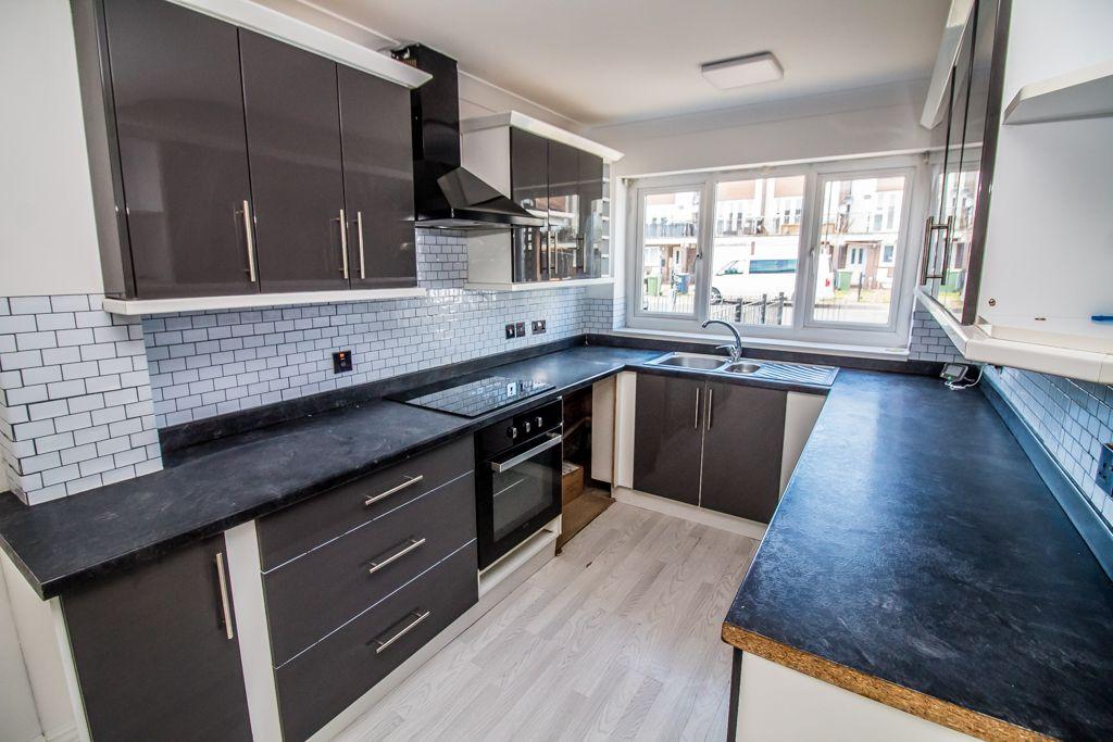 Kitchen 3