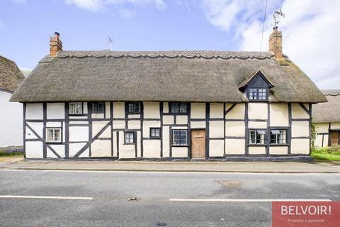 3 bedroom cottage for sale, Evesham Road, Evesham, WR11