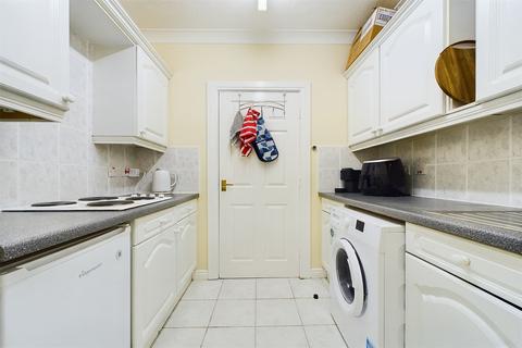 2 bedroom flat to rent, Sallyport House, City Road, Newcastle Upon Tyne