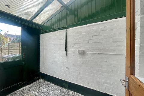 34 Chamberlain Road, Exeter, EX2 8EW