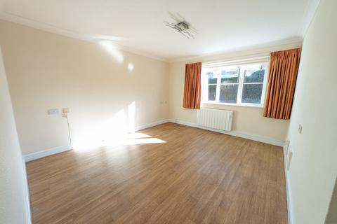 2 bedroom flat for sale - Sutton Court, Skegness, PE25