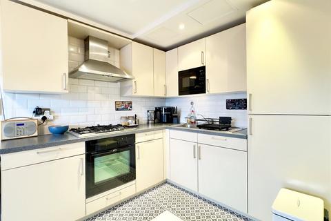 1 bedroom flat for sale - Littleheath, St Marys Road, Swanley, BR8