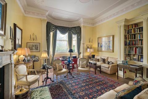 1 bedroom apartment for sale, Ennismore Gardens, Knightsbridge, London, SW7