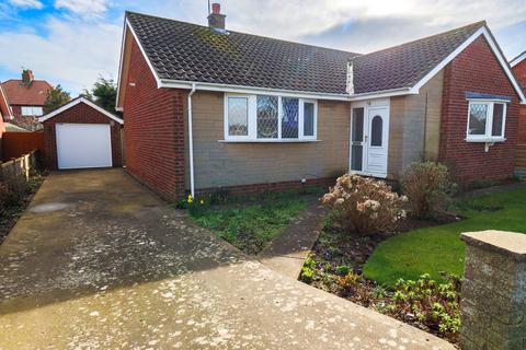 3 bedroom detached bungalow for sale - Wharfedale, Filey YO14