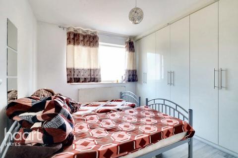 2 bedroom maisonette for sale, Bradenham Road, Hayes