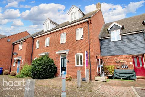 3 bedroom townhouse for sale, Turnstone Drive, Bury St Edmunds