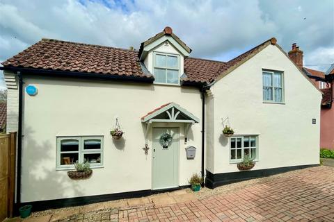 3 bedroom detached house for sale, Botesdale, Diss, IP22 1BU