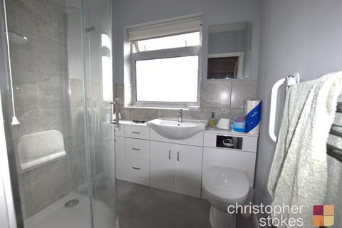 25 Felstead Road, Waltham Cross, EN8 7HB