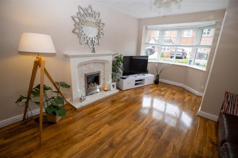 7 Aldershaws, Shirley, Solihull, B90 1SQ