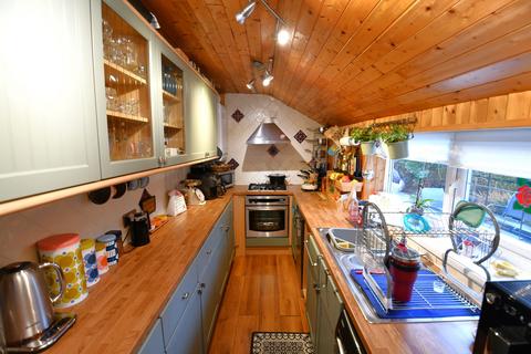 10 Rudyard Road, Salford, M6 7QN