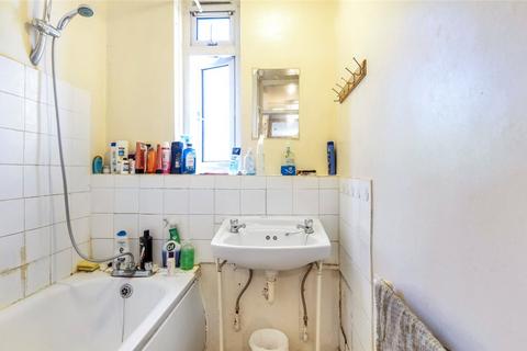 71 Ethnard Road, London, SE15 1SB