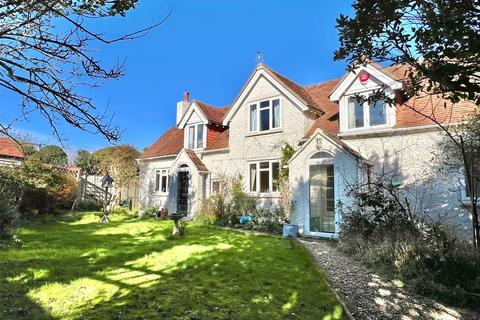 4 bedroom detached house for sale - Lucerne Road, Milford on Sea, Lymington, Hampshire, SO41