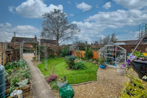 9 Poverty, Astwood Bank, Redditch, B96 6DG