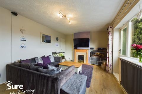 14 Flatfield Road, Hemel Hempstead, HP3 8EX