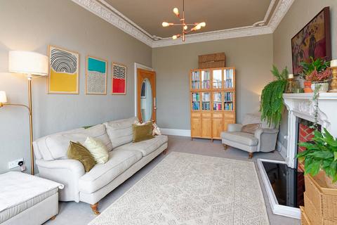 2 bedroom flat for sale, 12/3 Viewforth Terrace, Bruntsfield, Edinburgh, EH10 4LH