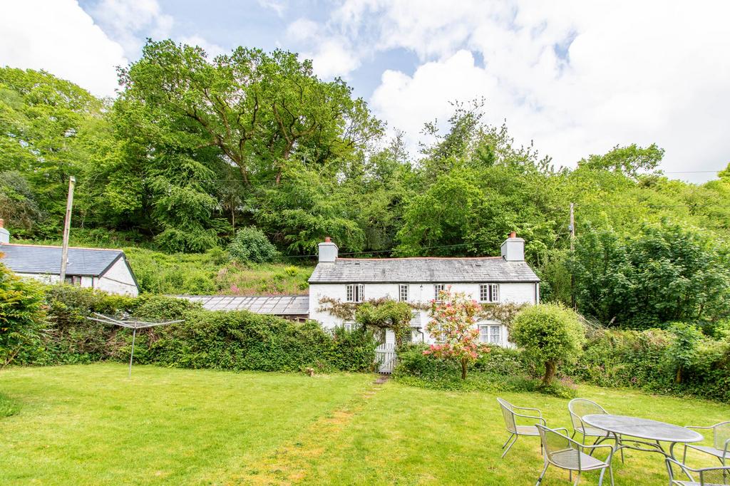 Upton Cross, Liskeard, PL14 3 bed cottage for sale £375,000