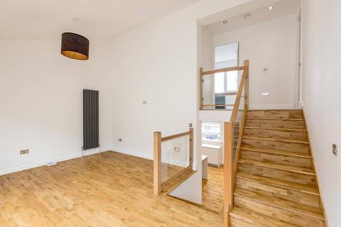 15 Forth Place, South Queensferry, EH30 9RY