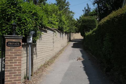 undefined, Quarry Road, Marlow SL7