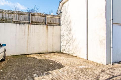 52 Catchfrench Crescent, Liskeard, PL14 3FB