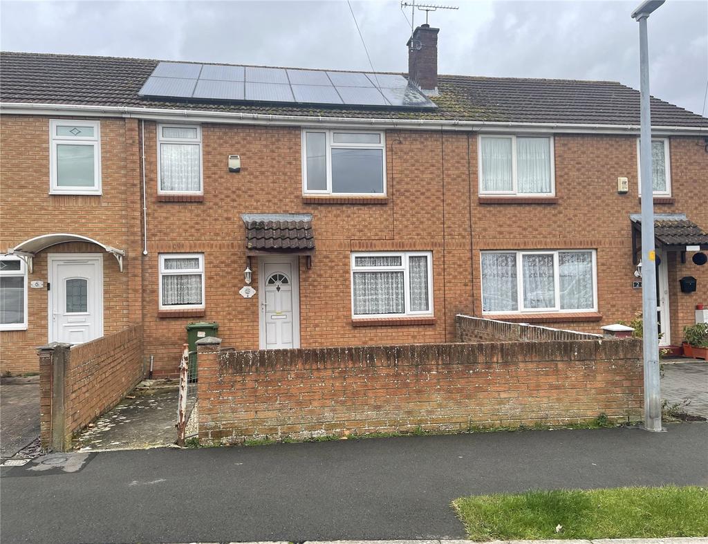 Davenham Close, Swindon, Wiltshire, SN3 3 bed terraced house for sale