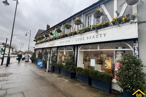 Office to rent, Chigwell Road, Woodford Green, UK, IG8
