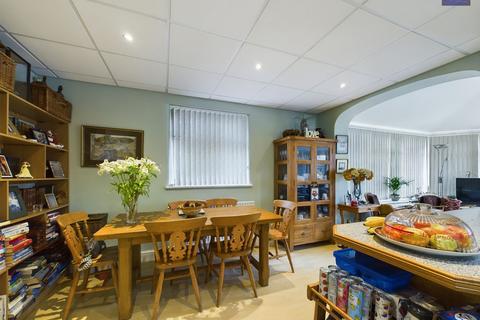 24 Bentinck Avenue, Blackpool, FY4 1SB