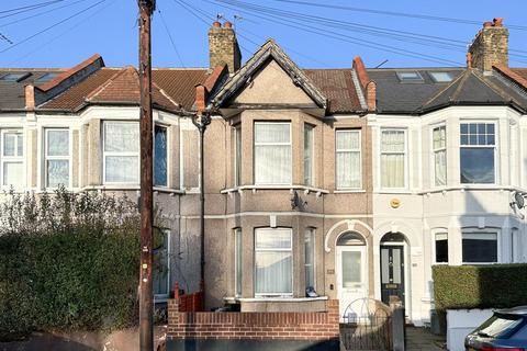 3 bedroom terraced house for sale, Totterdown Street, London SW17
