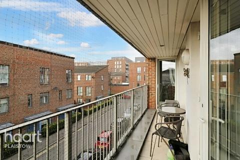 2 bedroom apartment for sale, Exeter Road, London